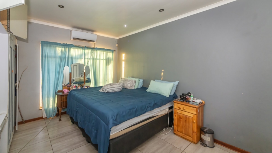 3 Bedroom Property for Sale in Uitsig Free State